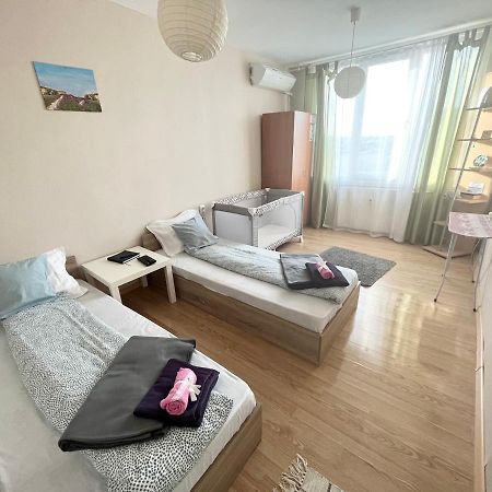 Airport Apartment Σόφια Εξωτερικό φωτογραφία