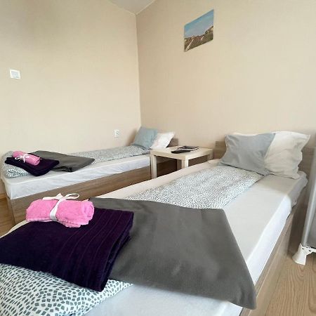 Airport Apartment Σόφια Εξωτερικό φωτογραφία